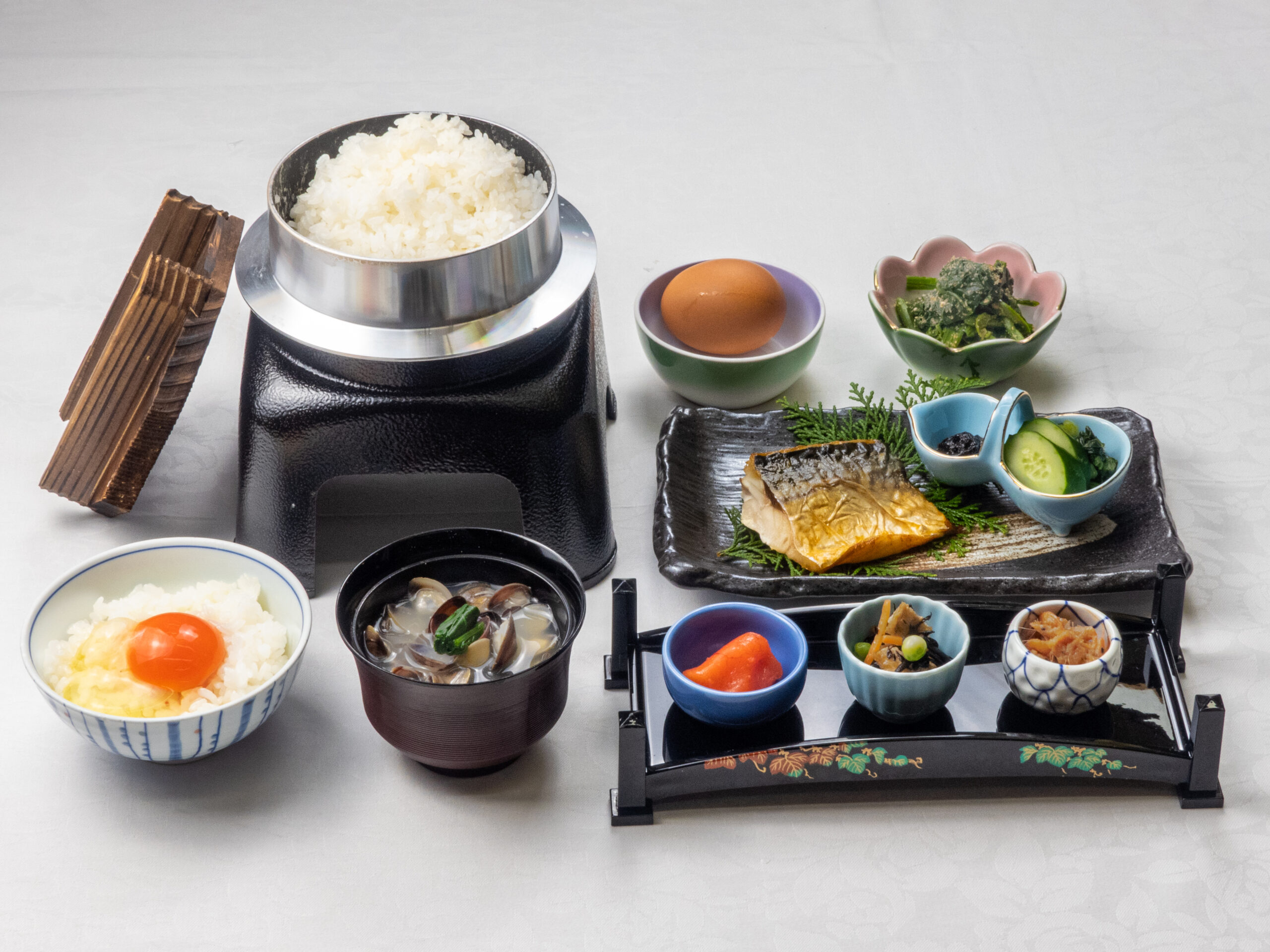 釜炊きご飯の朝食